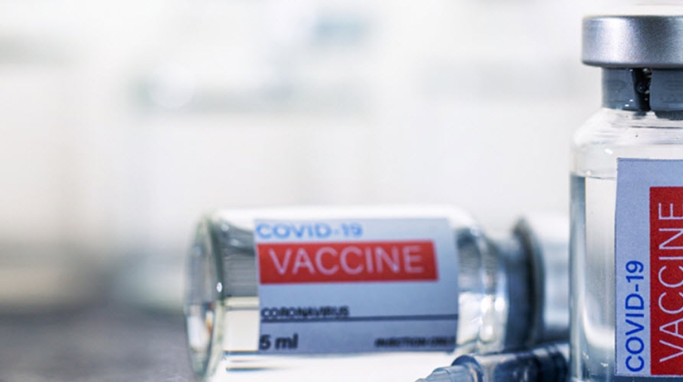 วัคซีนโควิด 19 มียี่ห้ออะไรบ้างที่ใช้ในไทย